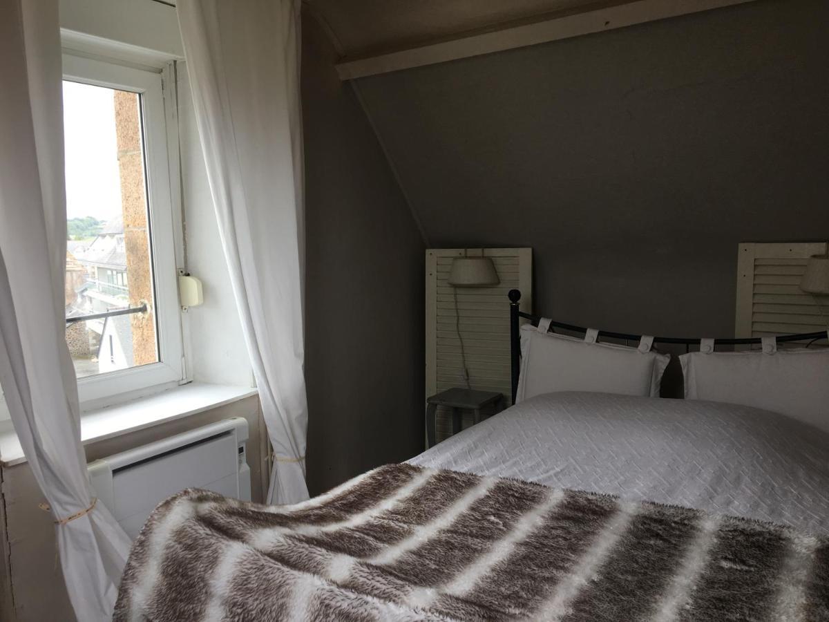 Chambre Vue Mer Dans Maison, Perros-Guirec Esterno foto
