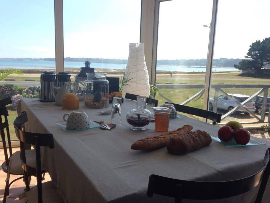 Chambre Vue Mer Dans Maison, Perros-Guirec Esterno foto
